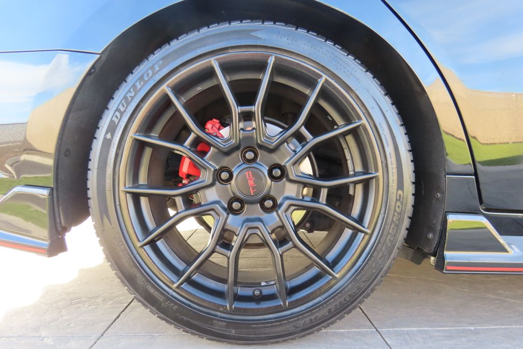 Thumbnail: 2021 Toyota Avalon - 31