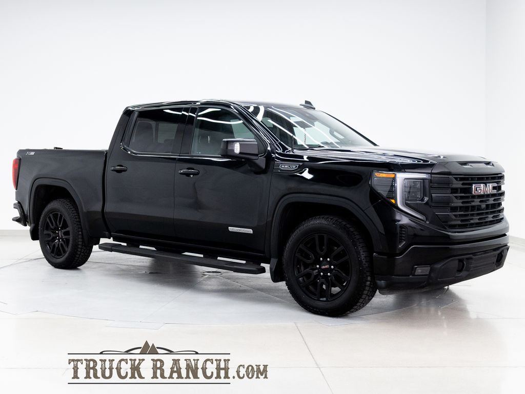 2022 GMC Sierra 1500 Elevation Crew Cab 4WD