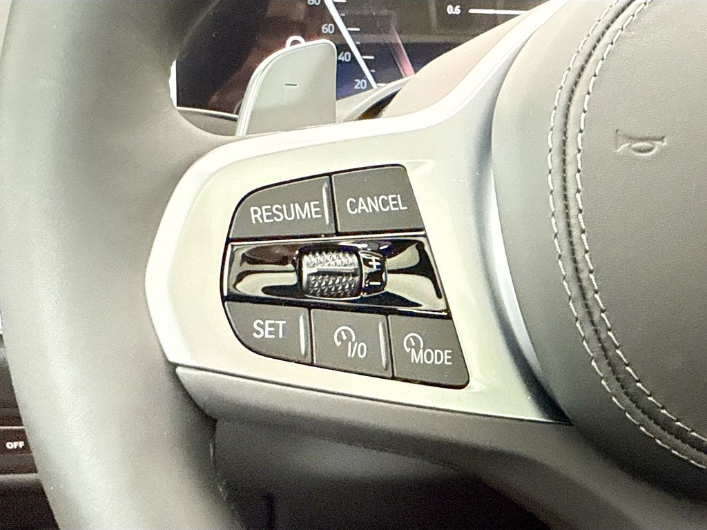 Thumbnail: 2026 BMW X5 - 11