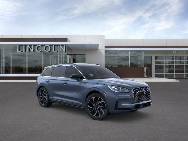 Thumbnail: 2025 Lincoln Corsair - 7