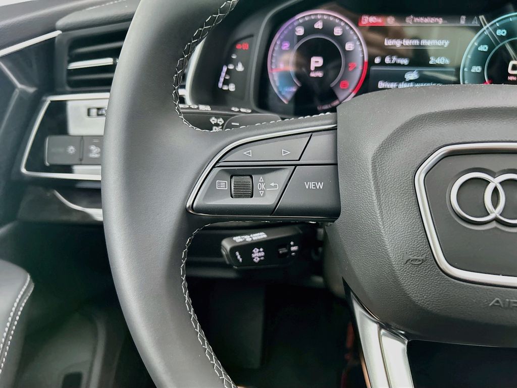 Thumbnail: 2026 Audi Q7 - 11