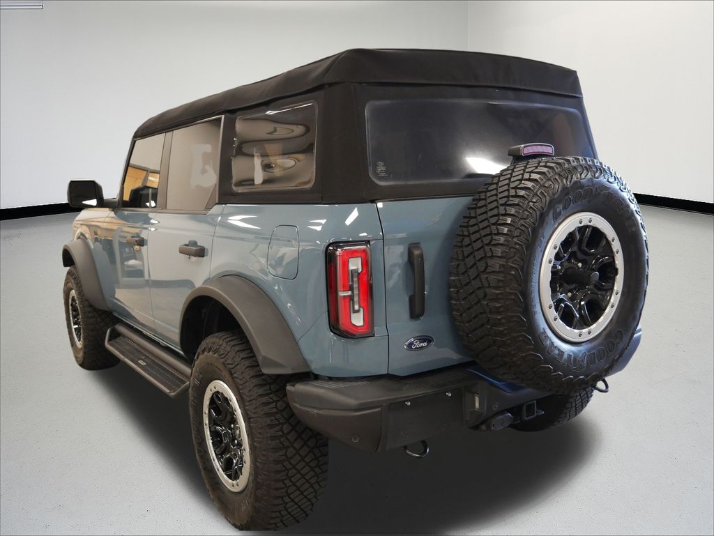 Thumbnail: 2022 Ford Bronco - 3