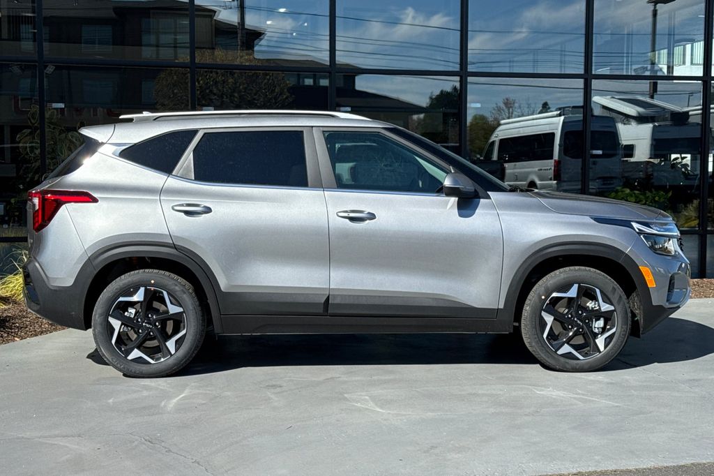 new 2026 Kia Seltos car, priced at $30,385