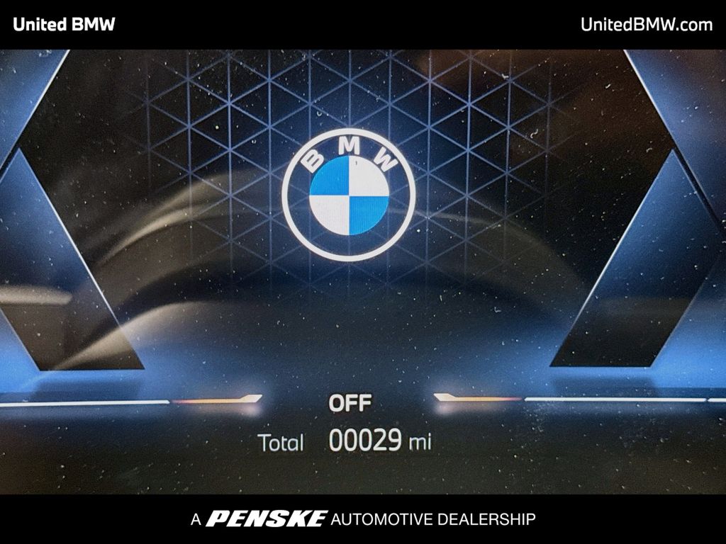 Thumbnail: 2027 BMW 5 Series - 7
