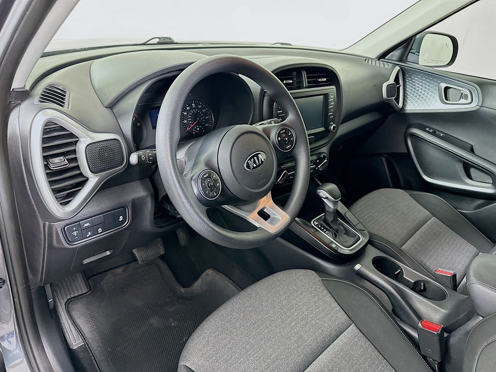 Thumbnail: 2020 Kia Soul - 9