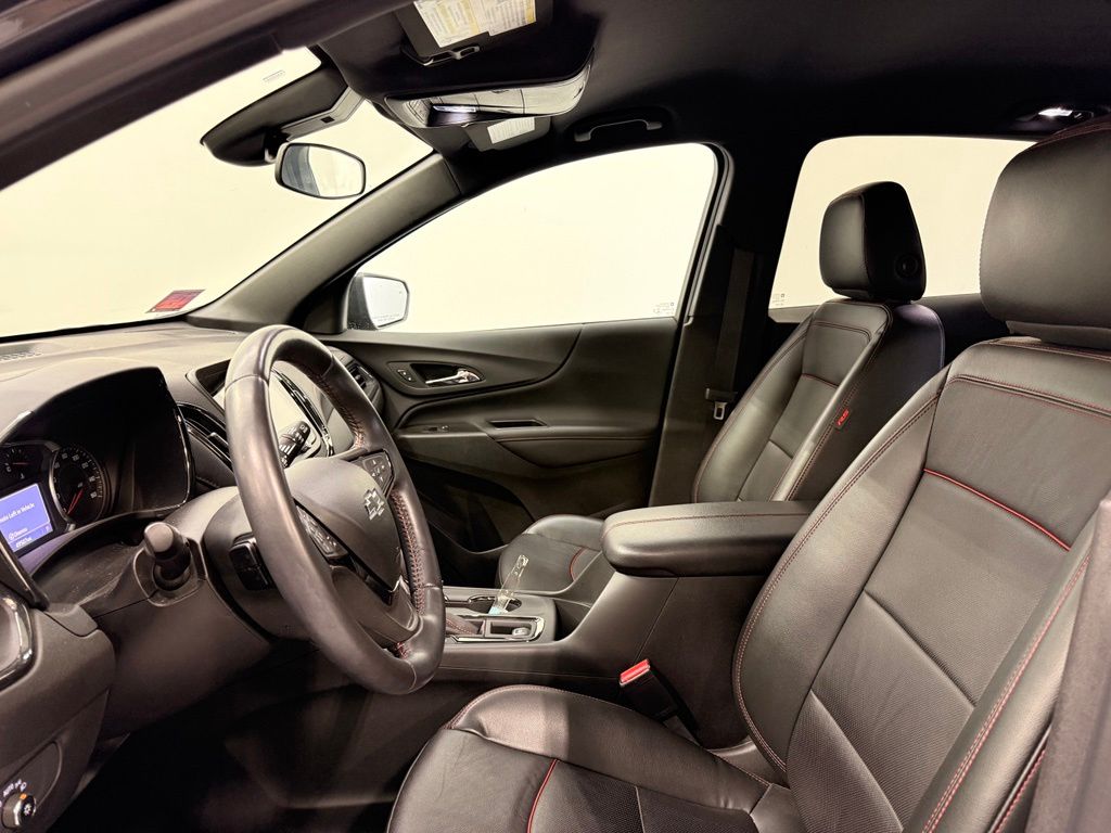 Thumbnail: 2022 Chevrolet Equinox - 10