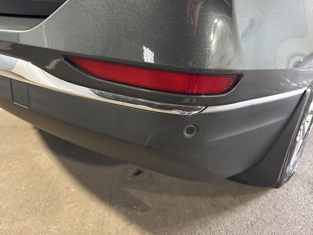 Thumbnail: 2020 Chevrolet Equinox - 19