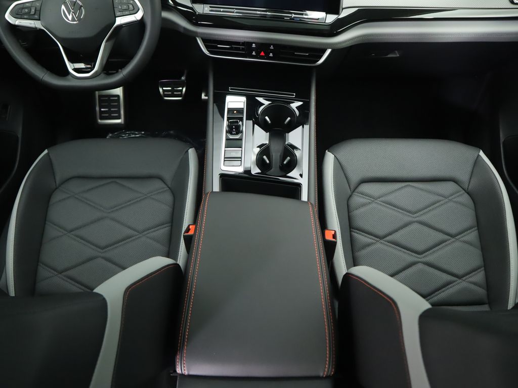 Thumbnail: 2025 Volkswagen Atlas - 17