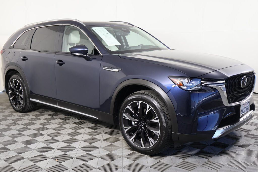 Thumbnail: 2025 Mazda CX-90 - 4