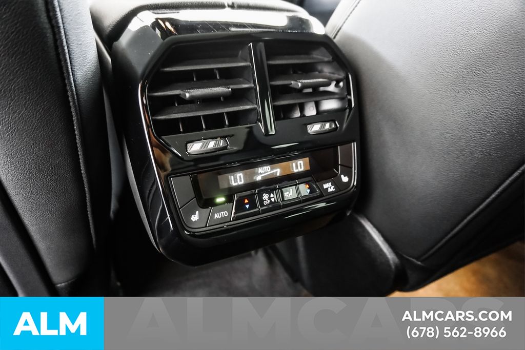 Used 2023 White BMW xDrive50 image 57