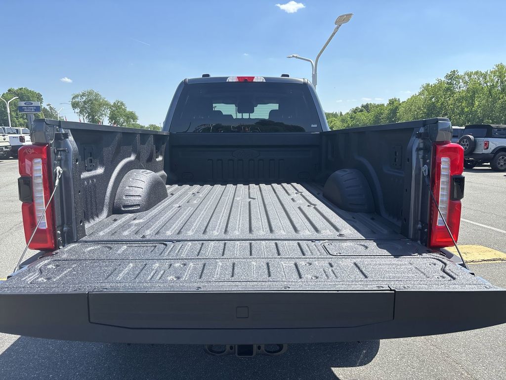 New 2026 Carbonized Gray Metallic Ford F-250® Lariat® image 21