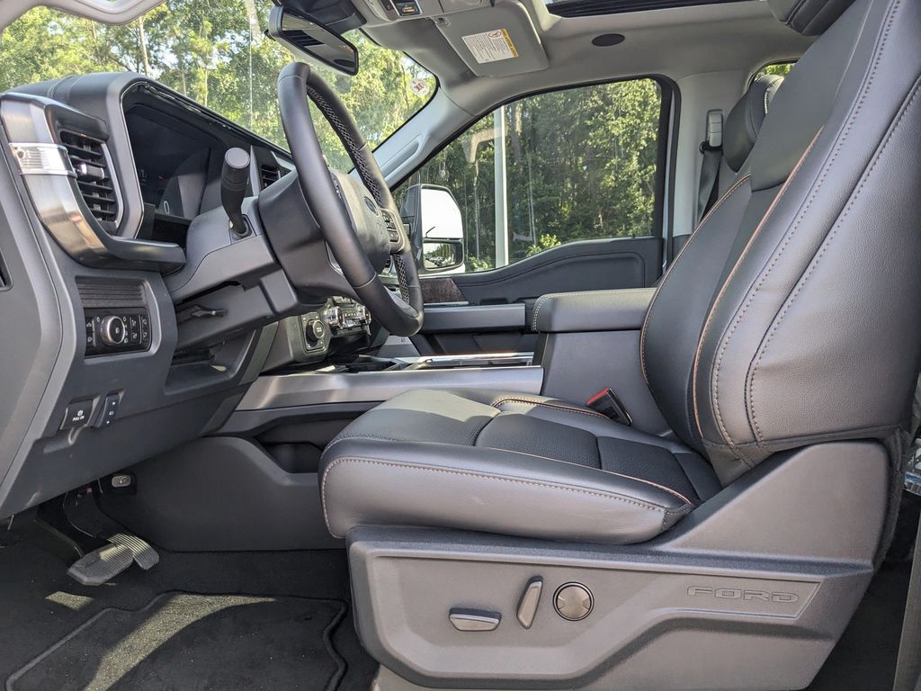 2025 Ford F-250 Super Duty Lariat