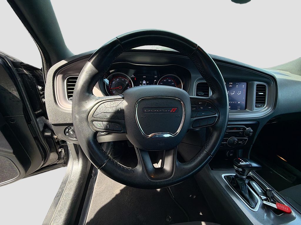 Used 2023 Black Dodge SXT image 11