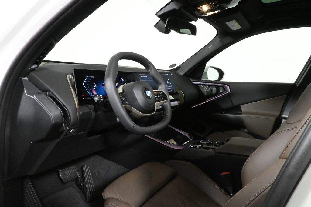 Thumbnail: 2025 BMW X3 - 15