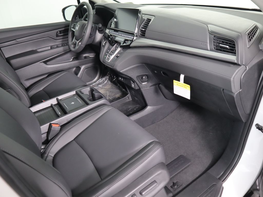Thumbnail: 2026 Honda Odyssey - 17