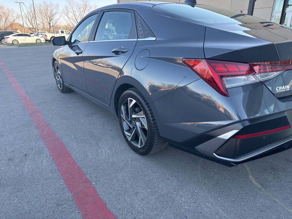 2024 Hyundai Elantra