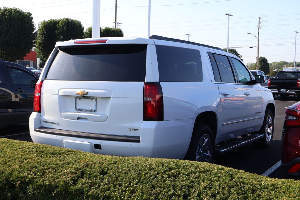 Thumbnail: 2019 Chevrolet Suburban - 7