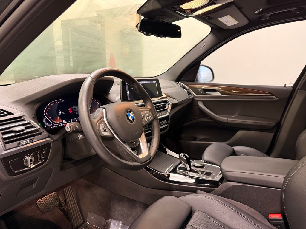 Thumbnail: 2023 BMW X3 - 11