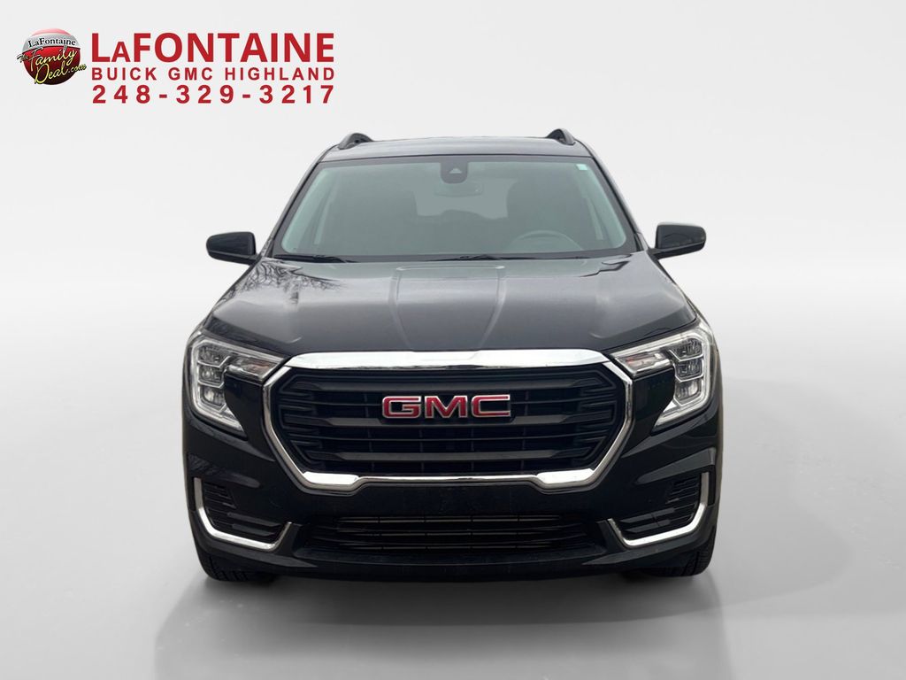 2022 GMC Terrain SLE 2