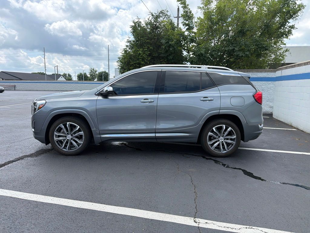 Thumbnail: 2018 GMC Terrain - 2