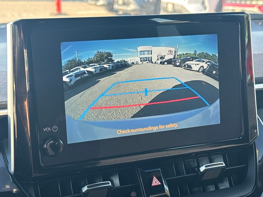 2025 Toyota Corolla SE photo 4