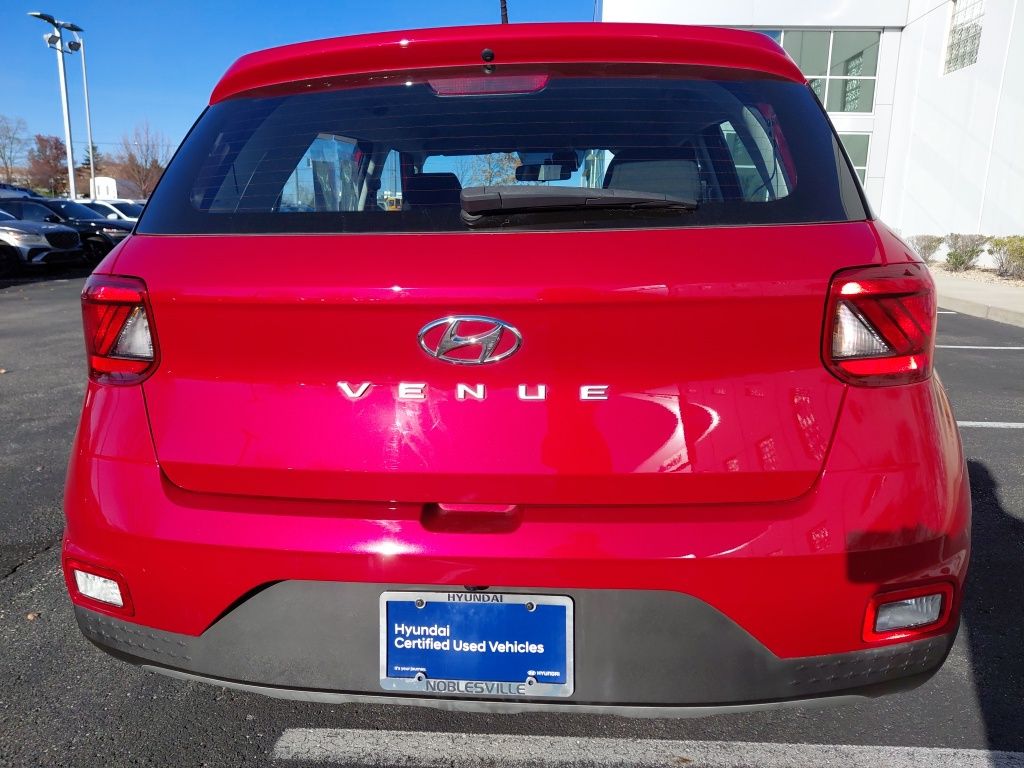 Thumbnail: 2023 Hyundai Venue - 7