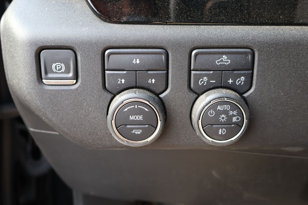 2024 Chevrolet Silverado 2500 LT 19