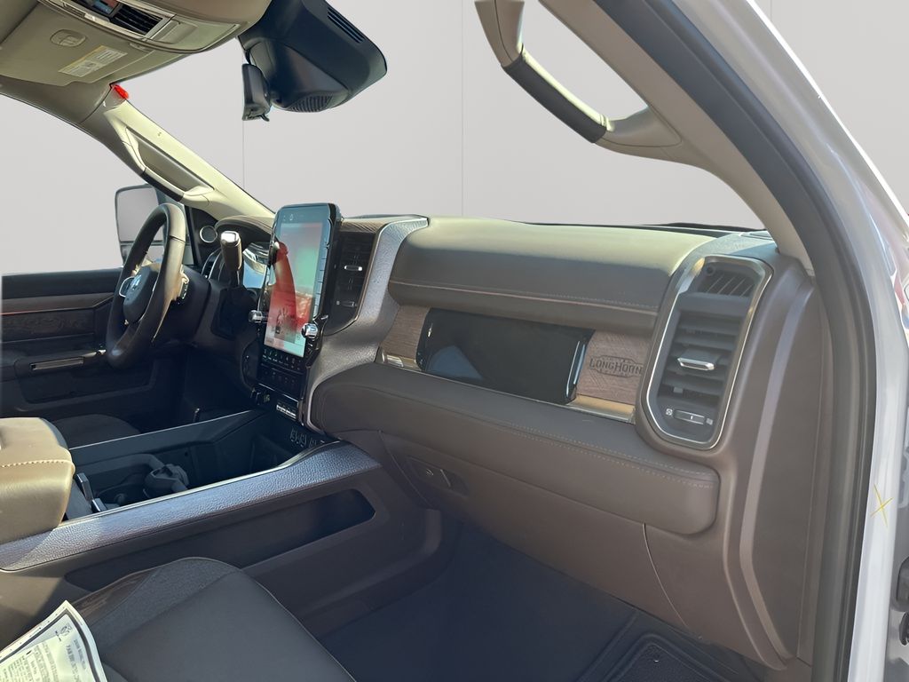 New 2026 White Ram Limited image 14