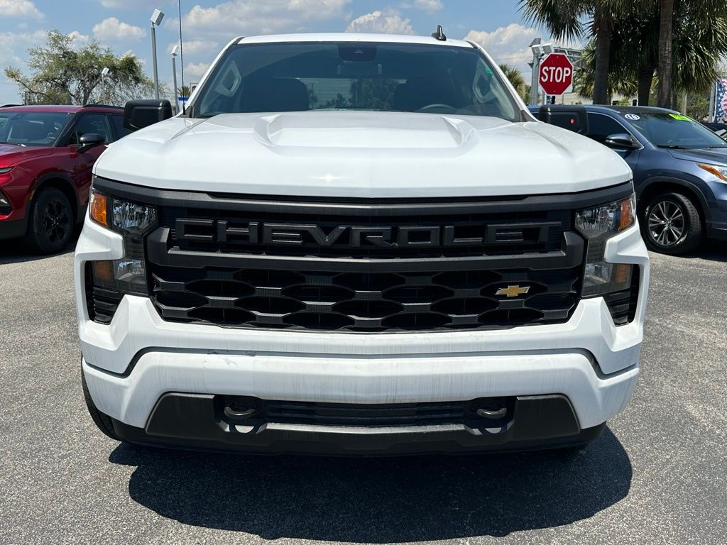 2024 Chevrolet Silverado 1500 Custom 3