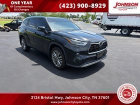 Midnight Black Metallic 2020 Toyota Highlander Platinum AWD SUV / Crossover All-Wheel Drive 8-Speed Automatic