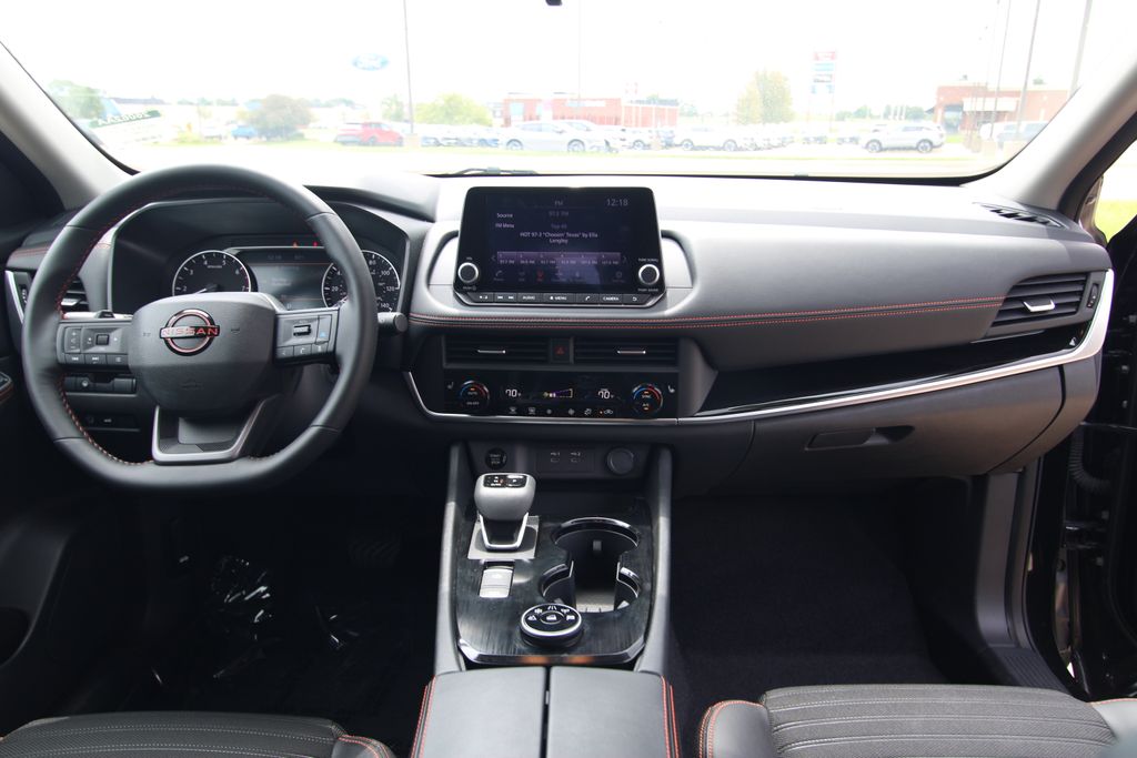 Used 2025 Nissan Rogue SUV