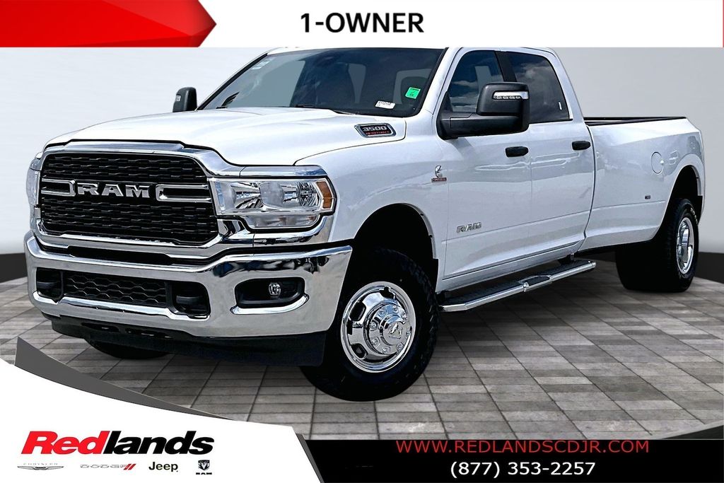 Bright White Clearcoat 2024 RAM 3500 Pickup Truck Four-Wheel Drive 6-Speed Automatic