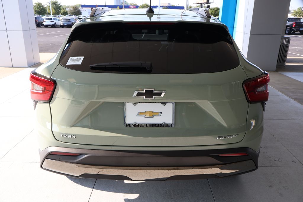 Thumbnail: 2025 Chevrolet Trax - 6