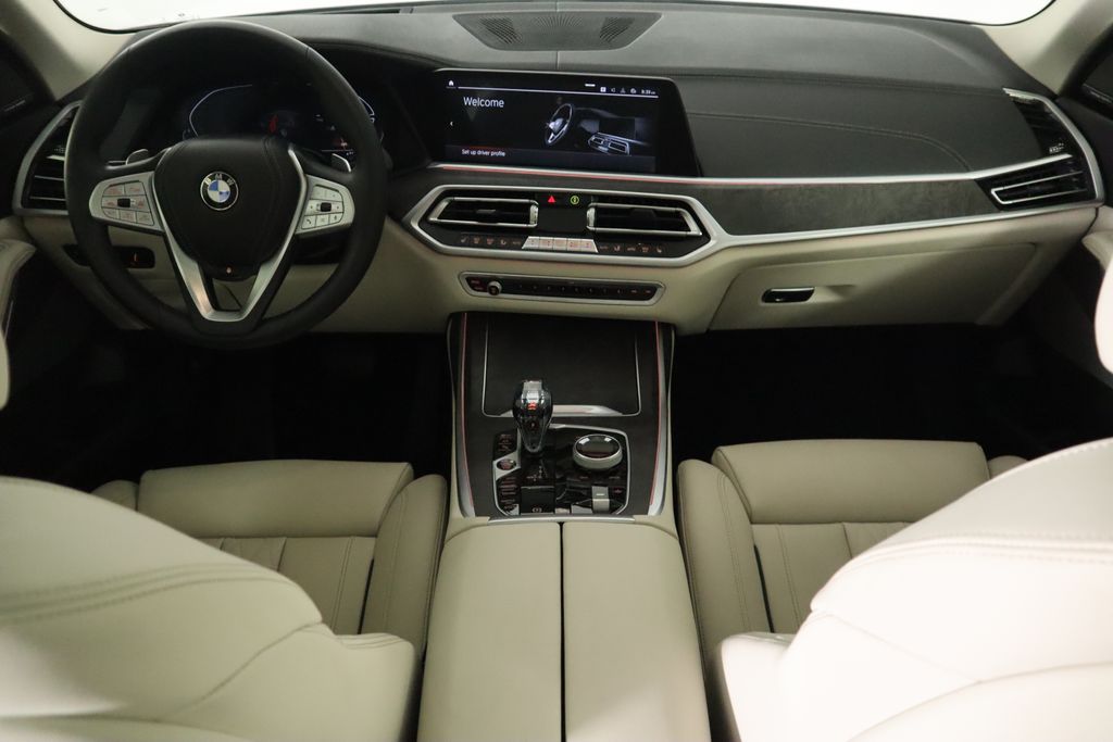 2022 BMW X7 xDrive40i 13