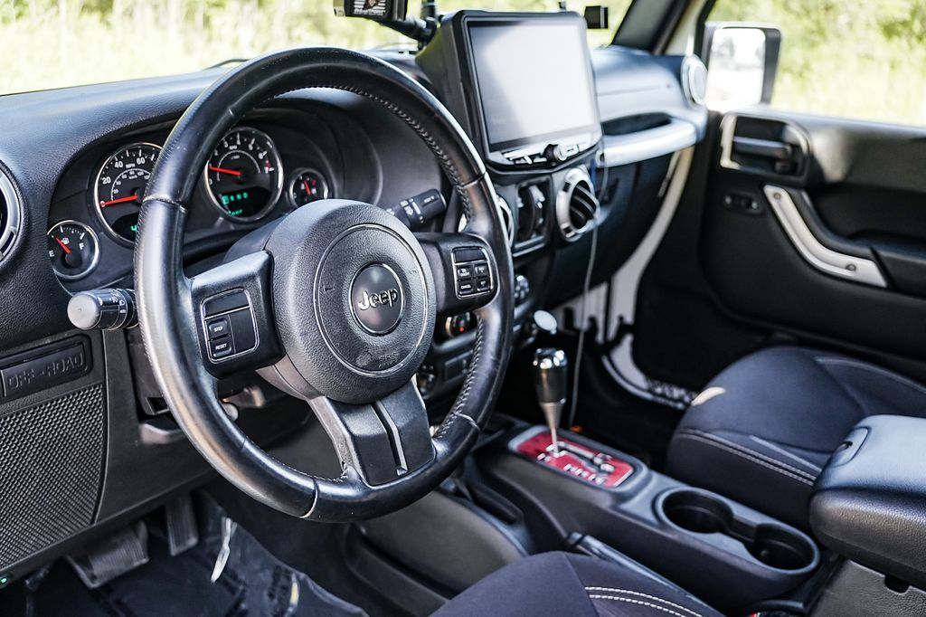 Used Car 2015 Jeep Wrangler  Unlimited Rubicon For Sale In Taylor, Texas