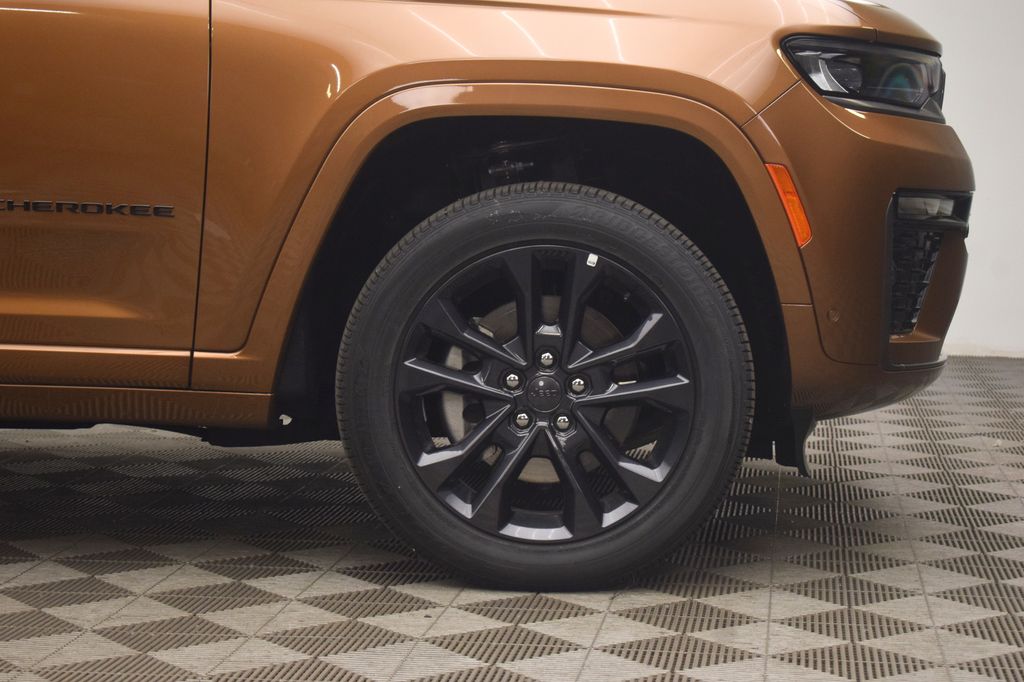 new 2026 Jeep Grand Cherokee L car, priced at $50,772