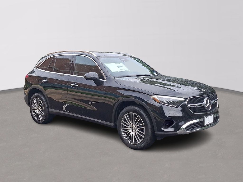 Thumbnail: 2026 Mercedes-Benz GLC - 2