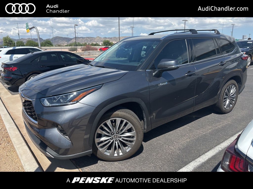 Thumbnail: 2021 Toyota Highlander - 1