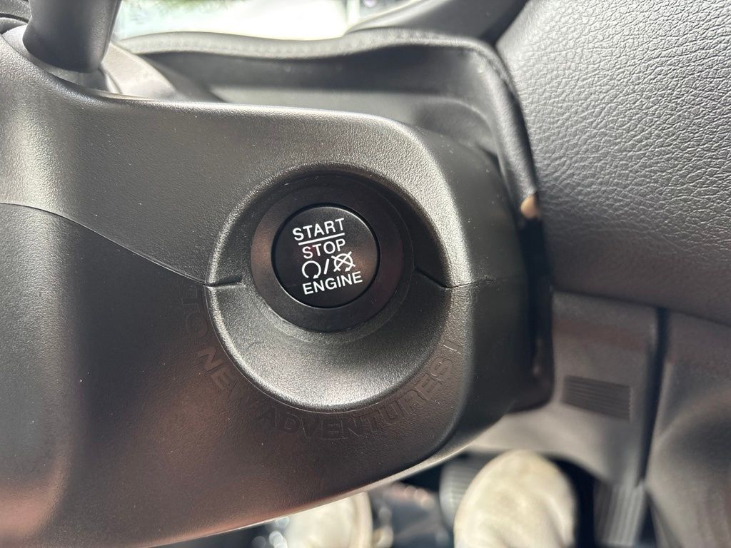 Used 2022 Jeep Renegade SUV