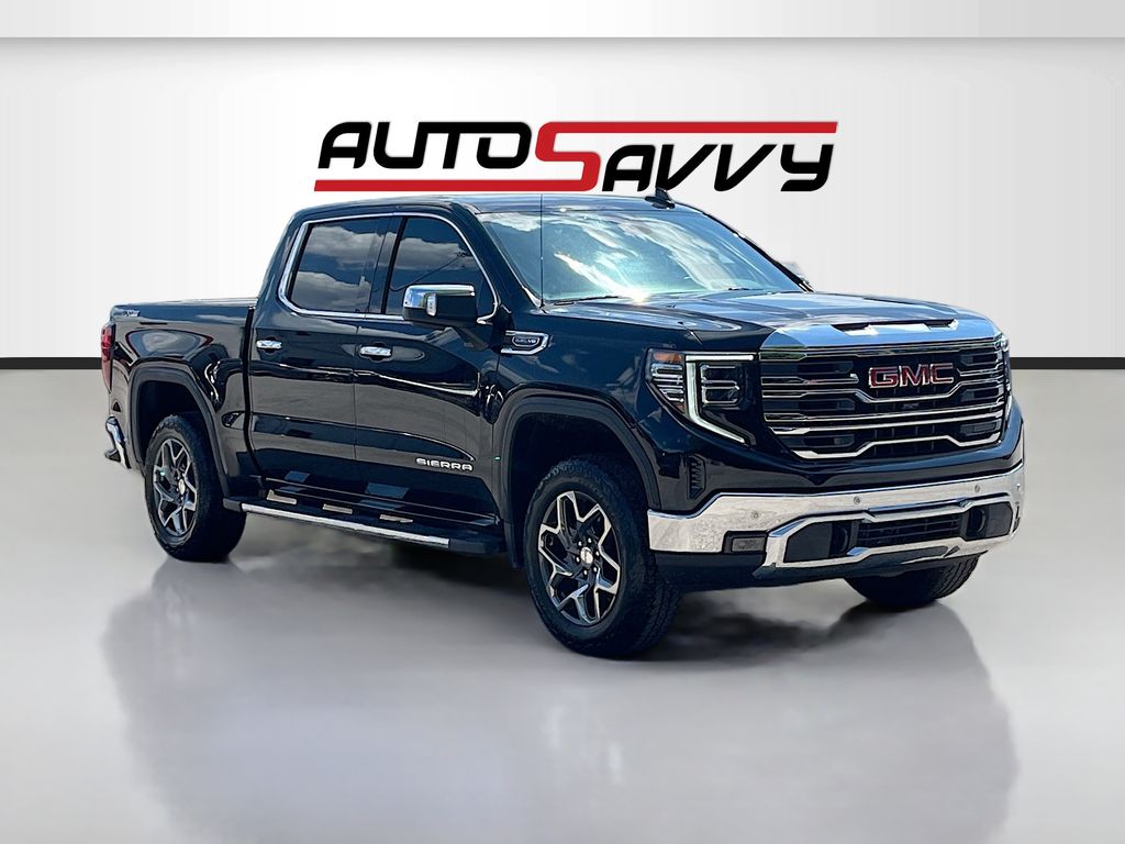 2023 GMC Sierra 4WD Crew Cab Short Box SLT's photo