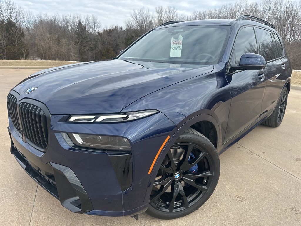 2025 BMW X7 xDrive40i AWD