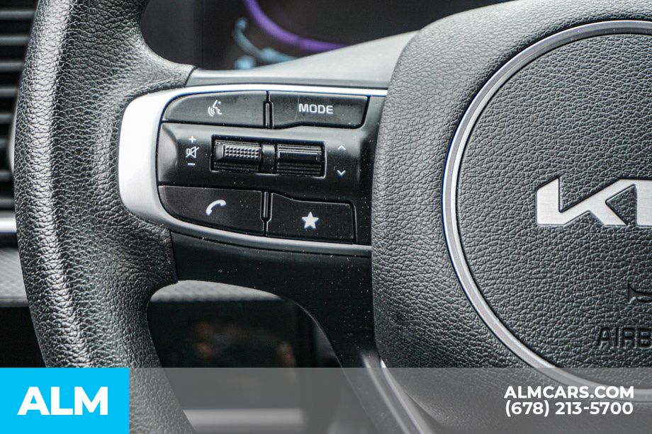Used 2025 Black Kia LX image 29