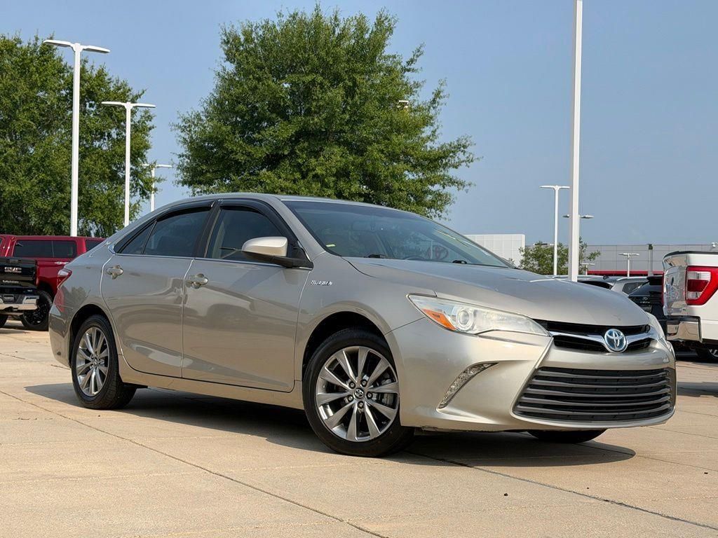 Creme Brulee 2016 Toyota Camry Hybrid Sedan Front-Wheel Drive Continuously Variable Transmission