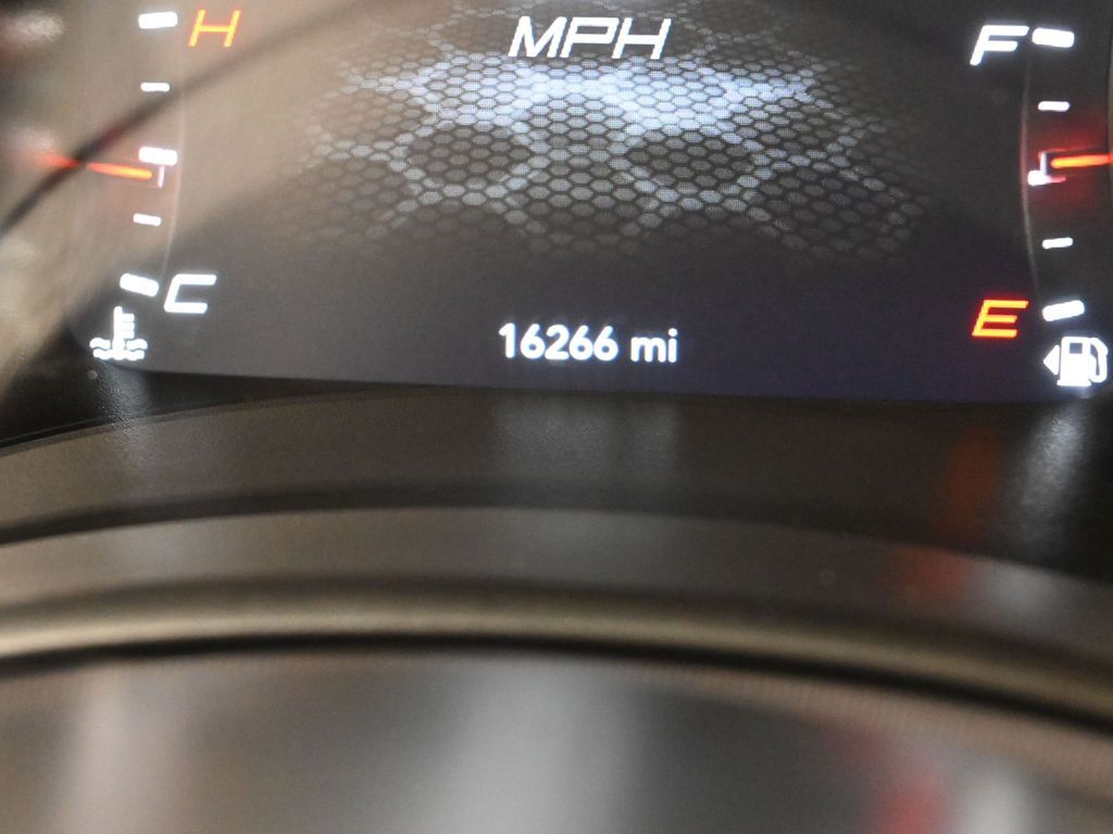 Used 2023 Octane Red Pearlcoat Dodge SXT image 28