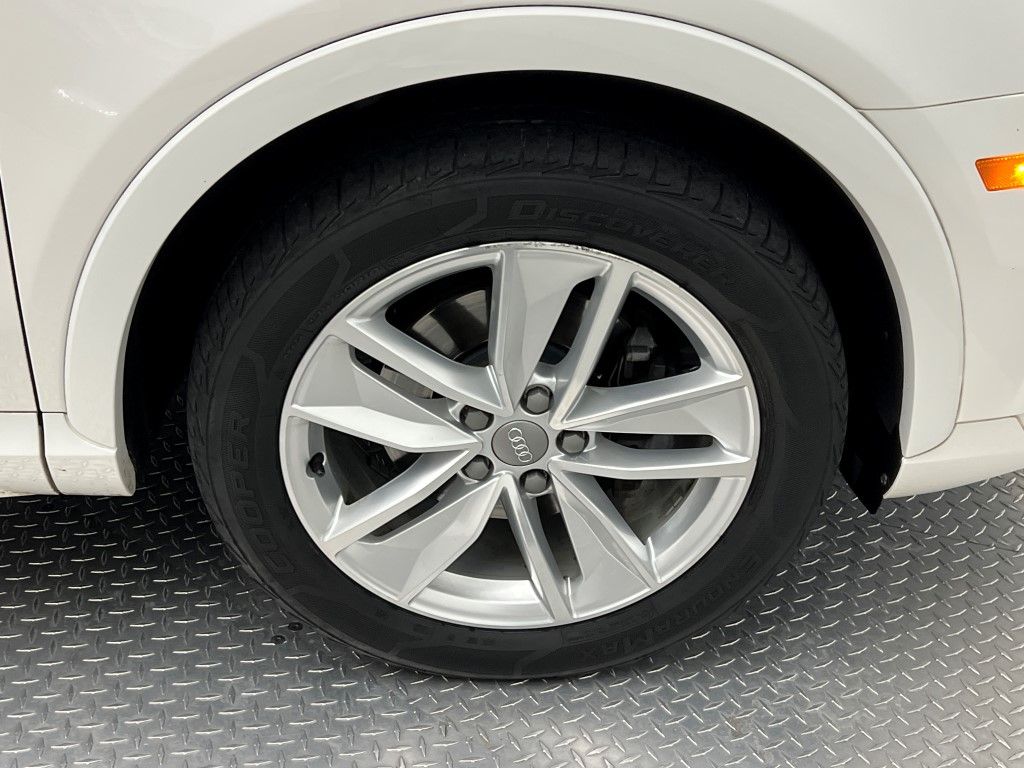 Thumbnail: 2017 Audi Q3 - 7