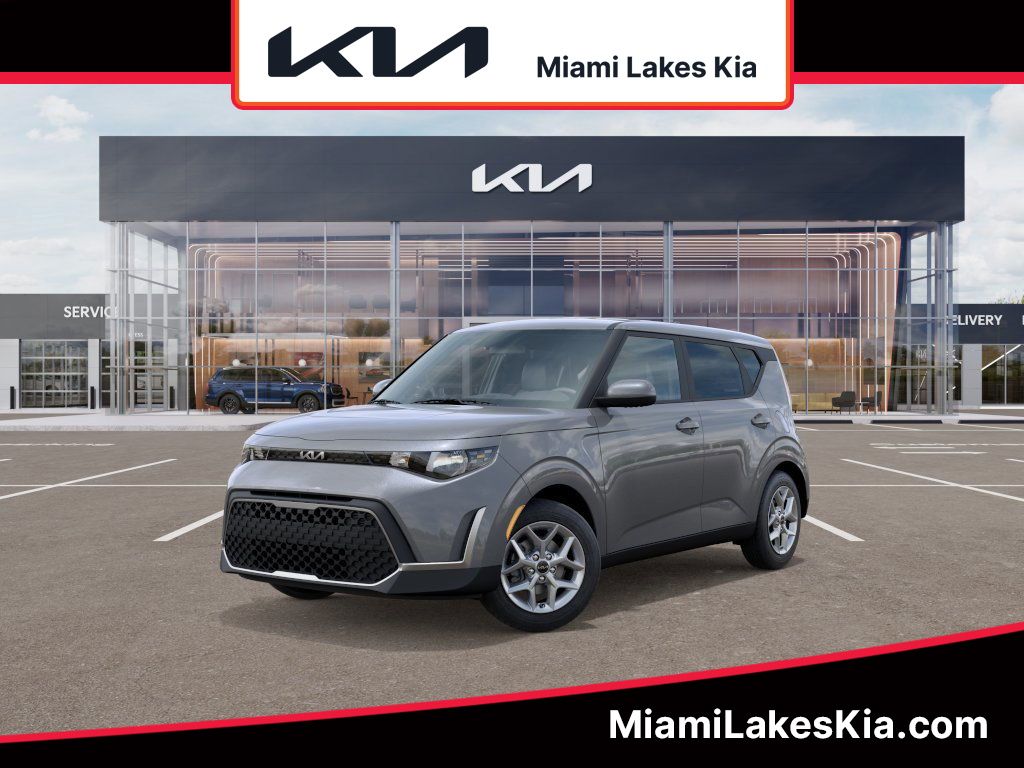 2025 Kia Soul LX's photo