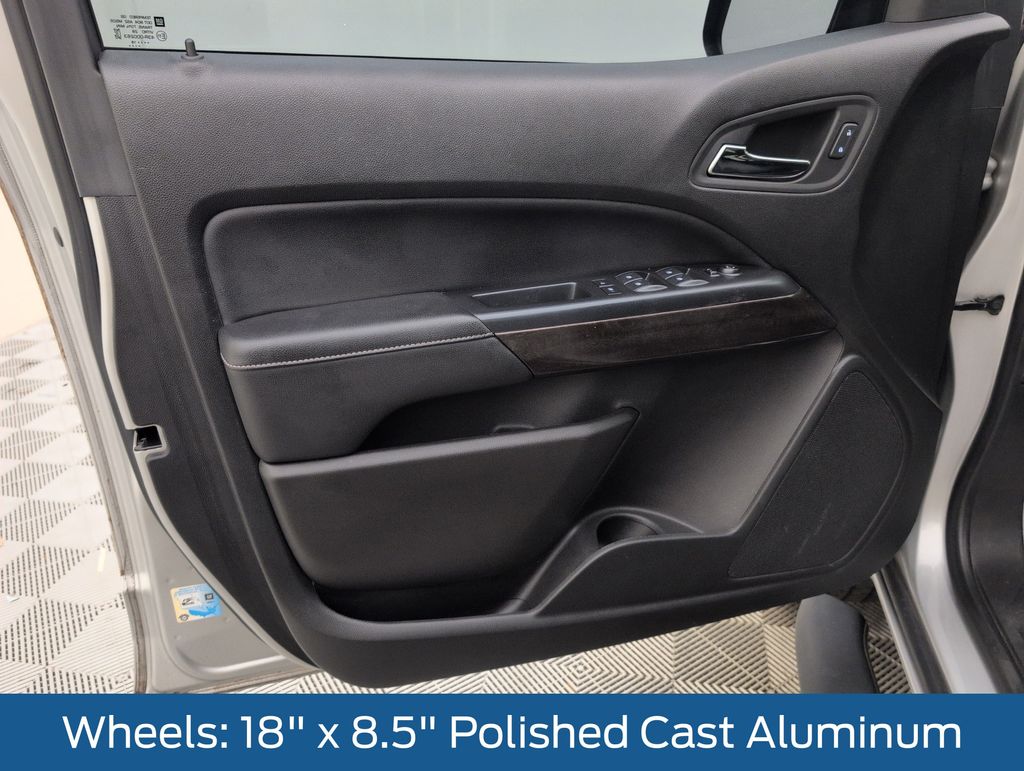 Certified Used 2019 Silver GMC SLT image 32