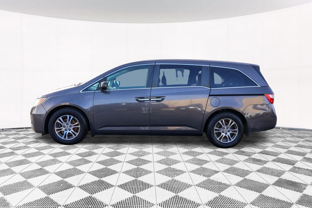 2013 Honda Odyssey EX 11