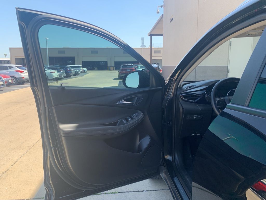 2023 Buick Encore GX Select 24