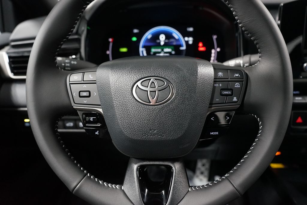 Thumbnail: 2026 Toyota Camry - 12